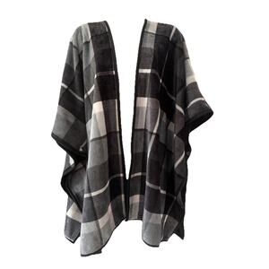 Cuddl Duds Wrap Soft Cozy Blanket Optional Sleeves Size S/M Plaid Check Warm